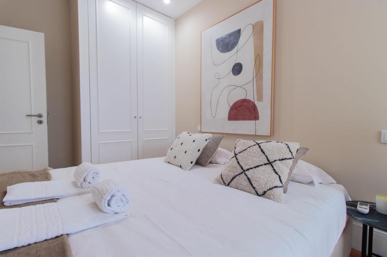 Almada 1.3 By Lovelystay Porto Bagian luar foto