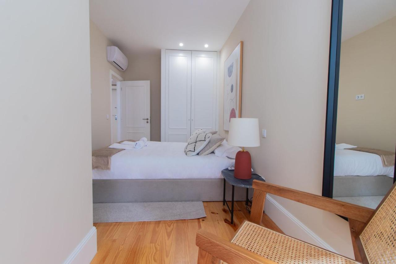 Almada 1.3 By Lovelystay Porto Bagian luar foto